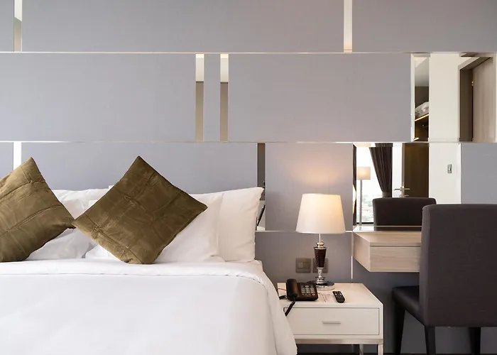 Thaya 5* Бангкок