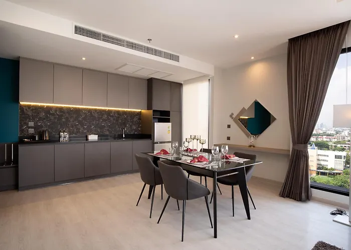 Thaya 5* Бангкок